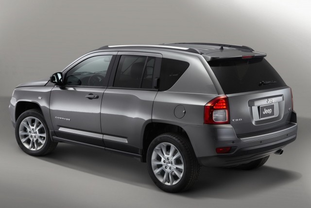 Suvsandcrossovers.com 2016 SUV and 2016 Crossover Buying Guide includes photos, prices, reviews, New or Redesigned Luxury SUV and Crossover Models for 2016, 2016 suv and crossover reviews, 2016 suv crossover comparison, best 2016 suvs, best 2016 Crossovers, best luxury suvs and crossovers 2016, top rated 2016 suvs and crossovers , small 2016 suvs and 2016 crossovers, 7 passenger suvs and Crossovers, Compact 2016 SUV And Crossovers, 2016 SUV and 2016 Crossover Small SUVs & Crossovers: Reviews & News The Hottest New Trucks And SUVs For 2016 View the top-ranked Affordable Crossover SUVs 2016 suv and crossover hybrids 2016suv crossover vehicles 2016 Suvsandcrossovers.com