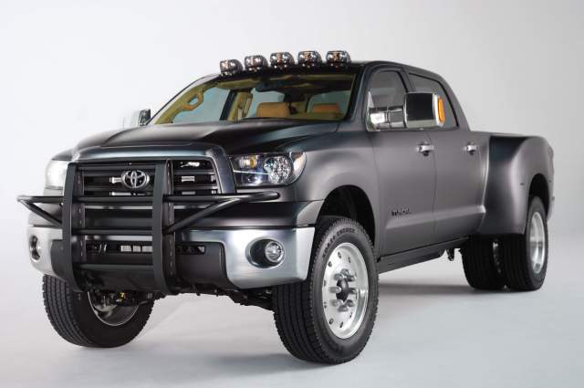 Suvsandcrossovers.com ‘’2017 Toyota Tundra’’ 2017 SUV and 2017 Crossover Buying Guide includes photos, prices, reviews, New or Redesigned Luxury SUV and Crossover Models for 2017, 2017 suv and crossover reviews, 2017 suv crossover comparison, best 2017 suvs, best 2017 Crossovers, best luxury suvs and crossovers 2017, top rated 2017 suvs and crossovers , small 2017 suvs and 2017 crossovers, 7 passenger suvs and Crossovers, Compact 2017 SUV And Crossovers, 2017 SUV and 2017 Crossover Small SUVs & Crossovers: Reviews & News The Hottest New Trucks And SUVs For 2017 View the top-ranked Affordable Crossover SUVs 2017 suv and crossover hybrids 2017suv crossover vehicles 2017 Suvsandcrossovers.com