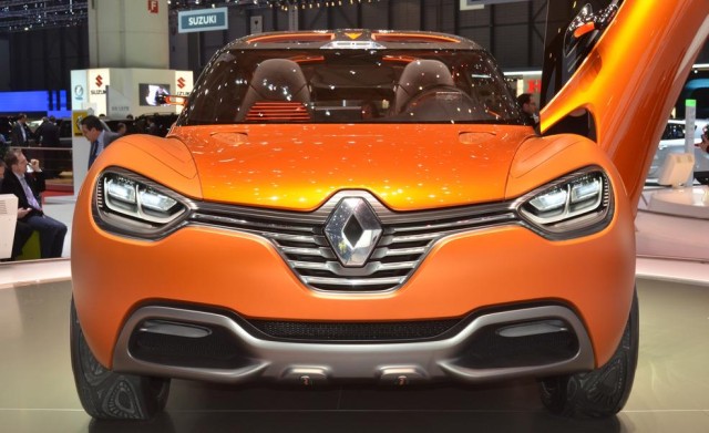 Suvsandcrossovers.com ‘’2017 Renault Captur’’ 2017 SUV and 2017 Crossover Buying Guide includes photos, prices, reviews, New or Redesigned Luxury SUV and Crossover Models for 2017, 2017 suv and crossover reviews, 2017 suv crossover comparison, best 2017 suvs, best 2017 Crossovers, best luxury suvs and crossovers 2017, top rated 2017 suvs and crossovers , small 2017 suvs and 2017 crossovers, 7 passenger suvs and Crossovers, Compact 2017 SUV And Crossovers, 2017 SUV and 2017 Crossover Small SUVs & Crossovers: Reviews & News The Hottest New Trucks And SUVs For 2017 View the top-ranked Affordable Crossover SUVs 2017 suv and crossover hybrids 2017suv crossover vehicles 2017 Suvsandcrossovers.com