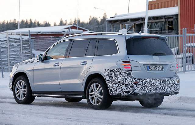 NEW 2018 MERCEDES GLS IS A SUV-CROSSOVER WORTH WAITING FOR IN 2018, NEW 2018 SUV-CROSSOVER RELEASE