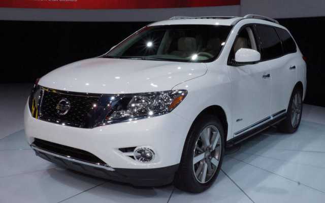 Suvsandcrossovers.com ‘’2017 Nissan Pathfinder’’ 2017 SUV and 2017 Crossover Buying Guide includes photos, prices, reviews, New or Redesigned Luxury SUV and Crossover Models for 2017, 2017 suv and crossover reviews, 2017 suv crossover comparison, best 2017 suvs, best 2017 Crossovers, best luxury suvs and crossovers 2017, top rated 2017 suvs and crossovers , small 2017 suvs and 2017 crossovers, 7 passenger suvs and Crossovers, Compact 2017 SUV And Crossovers, 2017 SUV and 2017 Crossover Small SUVs & Crossovers: Reviews & News The Hottest New Trucks And SUVs For 2017 View the top-ranked Affordable Crossover SUVs 2017 suv and crossover hybrids 2017suv crossover vehicles 2017 Suvsandcrossovers.com