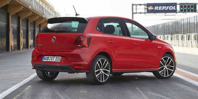 Suvsandcrossovers.com ‘’2017 VW Polo Mk6’’ 2017 SUV and 2017 Crossover Buying Guide includes photos, prices, reviews, New or Redesigned Luxury SUV and Crossover Models for 2017, 2017 suv and crossover reviews, 2017 suv crossover comparison, best 2017 suvs, best 2017 Crossovers, best luxury suvs and crossovers 2017, top rated 2017 suvs and crossovers , small 2017 suvs and 2017 crossovers, 7 passenger suvs and Crossovers, Compact 2017 SUV And Crossovers, 2017 SUV and 2017 Crossover Small SUVs & Crossovers: Reviews & News The Hottest New Trucks And SUVs For 2017 View the top-ranked Affordable Crossover SUVs 2017 suv and crossover hybrids 2017suv crossover vehicles 2017 Suvsandcrossovers.com